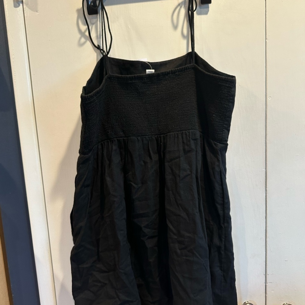Old Navy Black Mini Dress - Picture 3 of 4